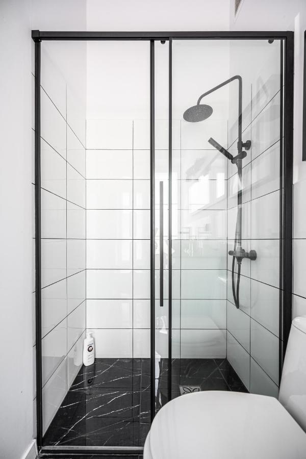Stylish Studio In The Heart Of The City. Warschau Exterior foto
