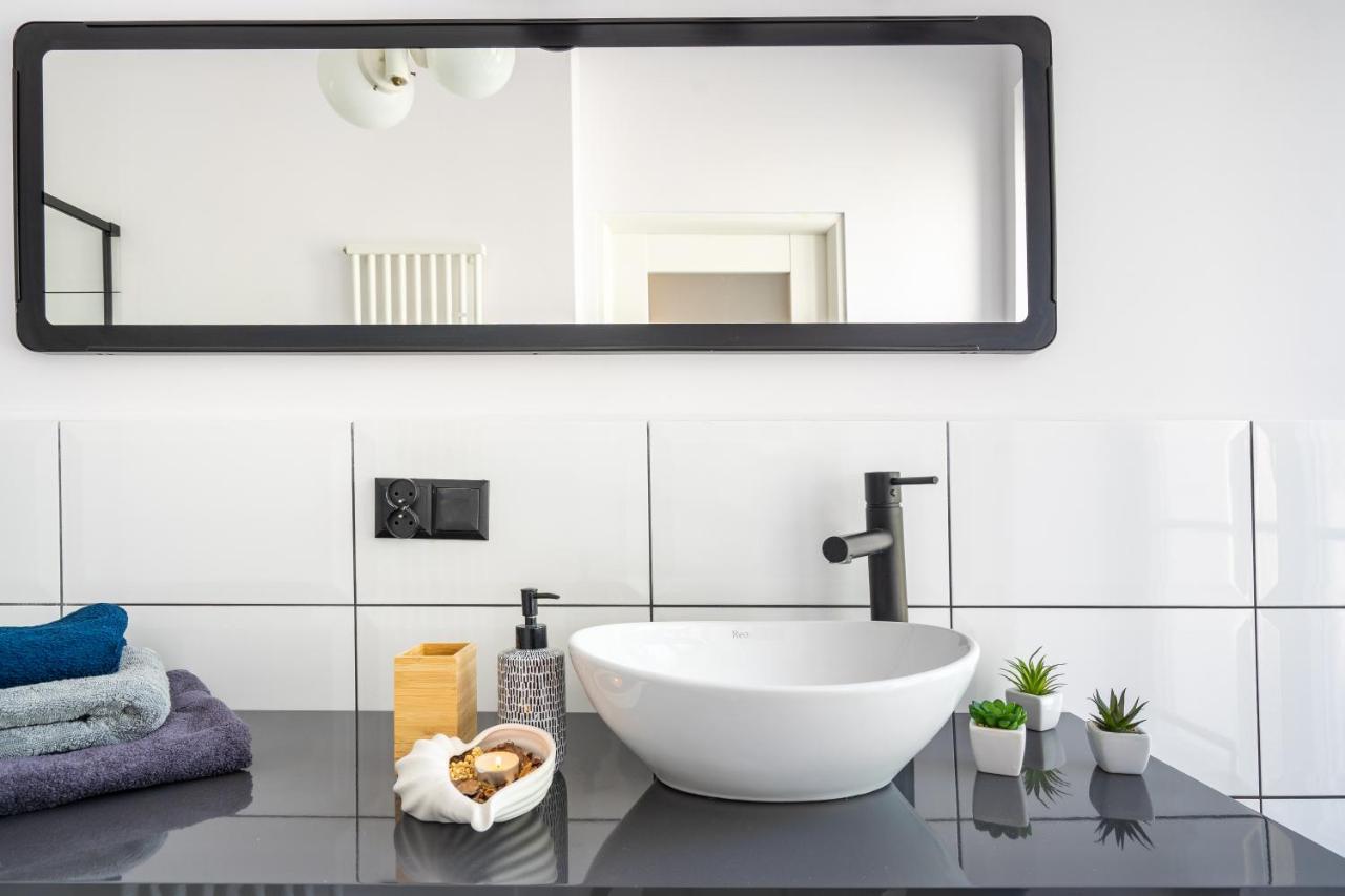 Stylish Studio In The Heart Of The City. Warschau Exterior foto